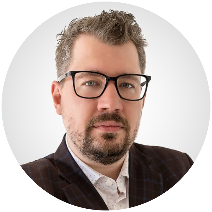 Денис Винокуров